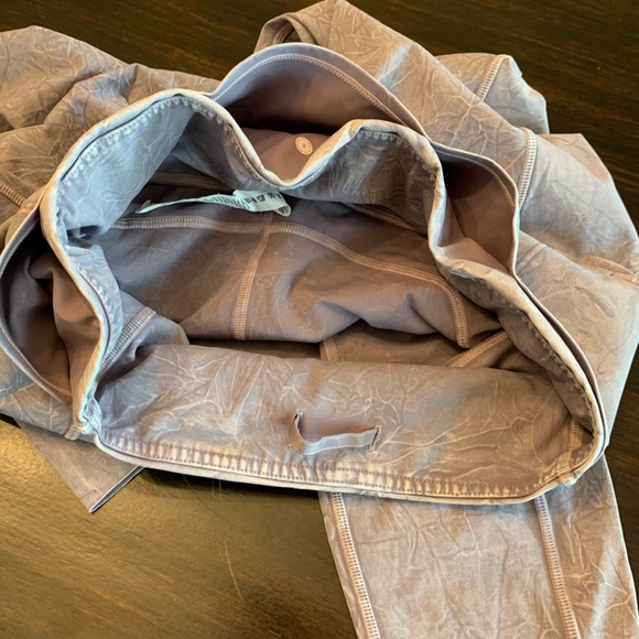 Lululemon Fast and Free 25 in Inseam High Rise Tight in Ice Wash Violet - Picture 15 of 16